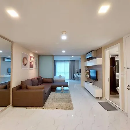 Condominium - Sukhumvit Soi 5 Bts Nana- Room Size 47M2